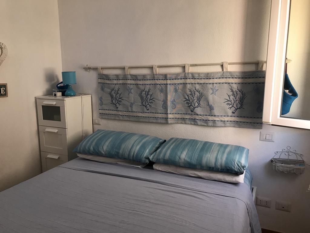 H24 Vacanze Lägenhet Villanova Monteleone Exteriör bild